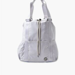 Vuori V1 Convertible Tote - BLACK